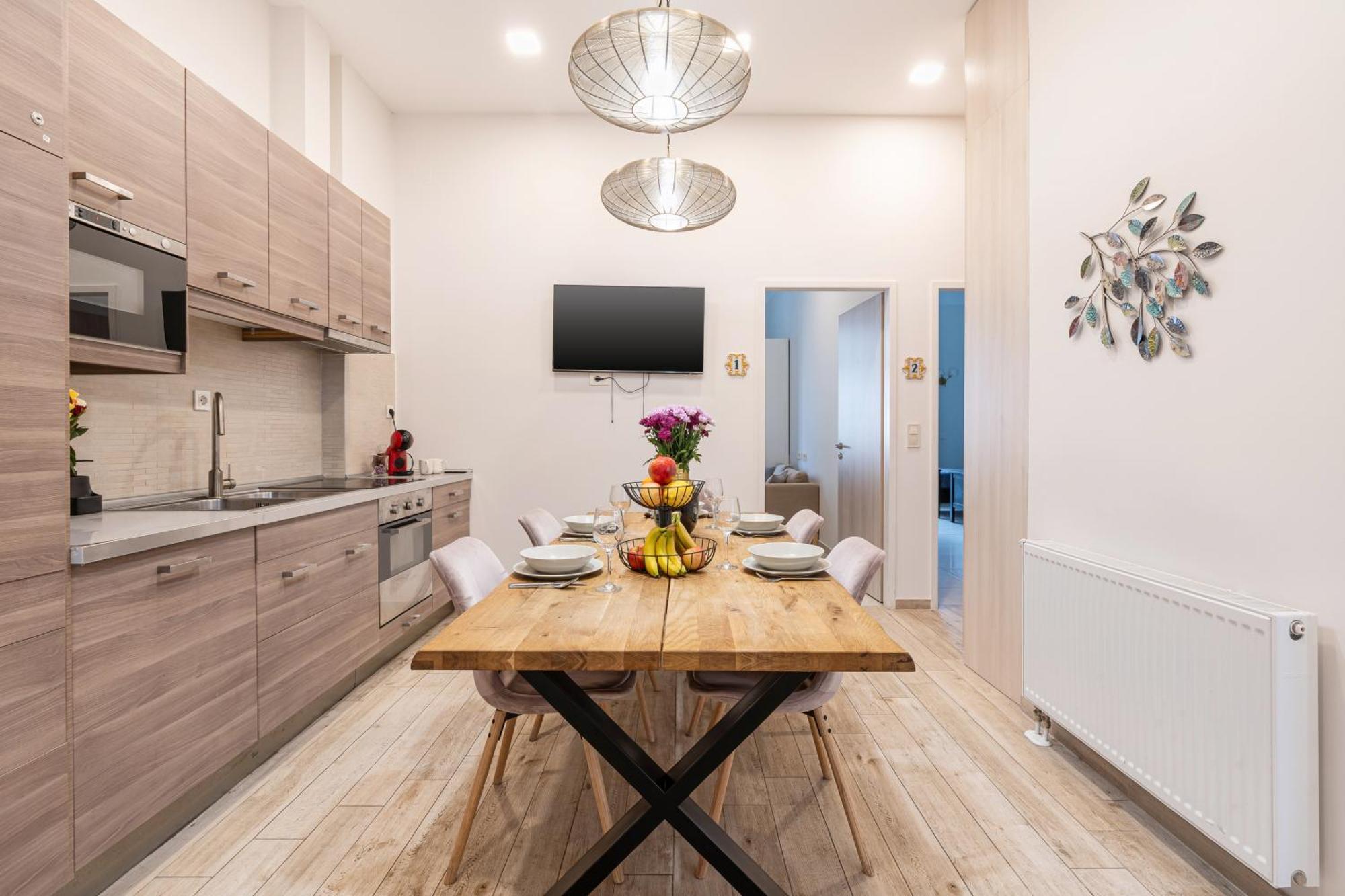 Amora Homes Basilica Monnalisa Luxury 3 Bedrooms With Amazing View Need Reservation X Free Parking Apartman Budapest
